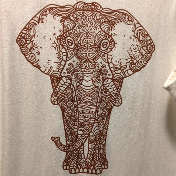 Woman's tassel tank - Picture 2 of 4